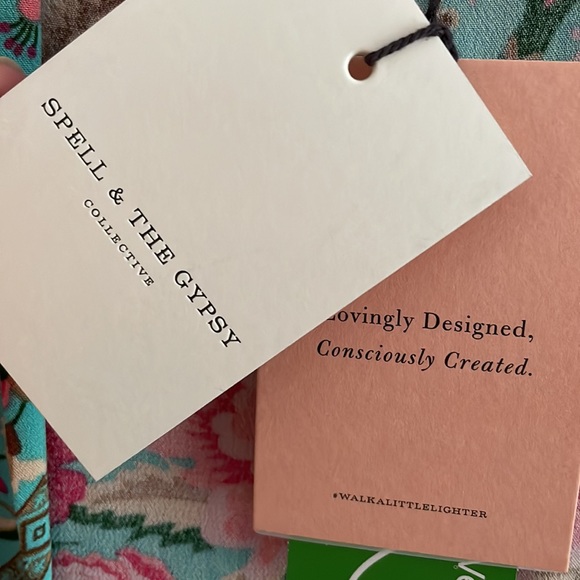 Spell and the gypsy collective babushka robe s/m BNWT - Picture 4 of 6